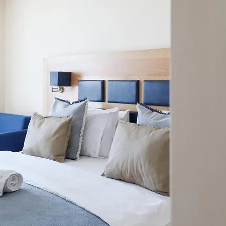 Hotell Aegean Blue 2*